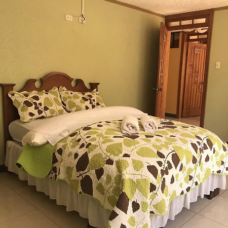 Hotel Puerta Del Sol 巴尼奥斯 外观 照片