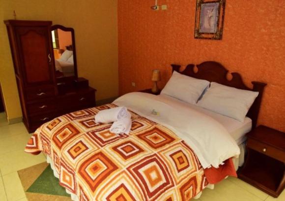Hotel Puerta Del Sol 巴尼奥斯 外观 照片
