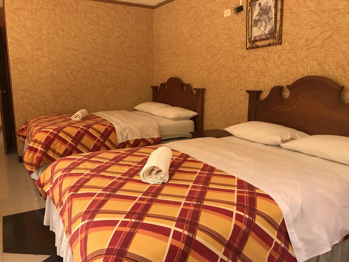 Hotel Puerta Del Sol 巴尼奥斯 外观 照片