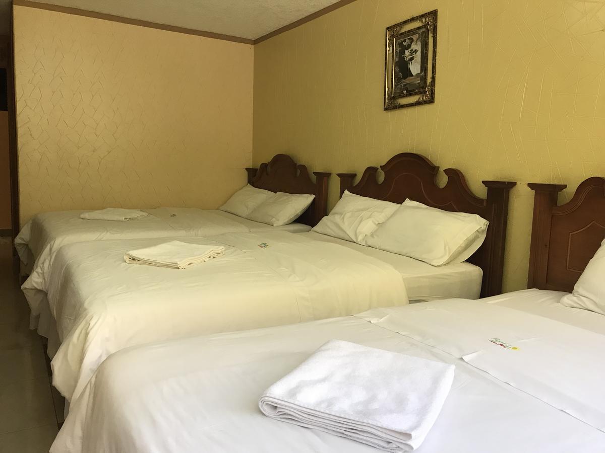 Hotel Puerta Del Sol 巴尼奥斯 外观 照片