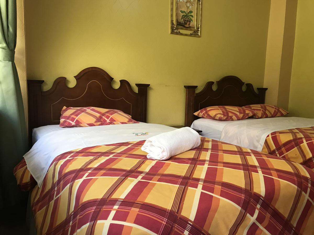Hotel Puerta Del Sol 巴尼奥斯 外观 照片