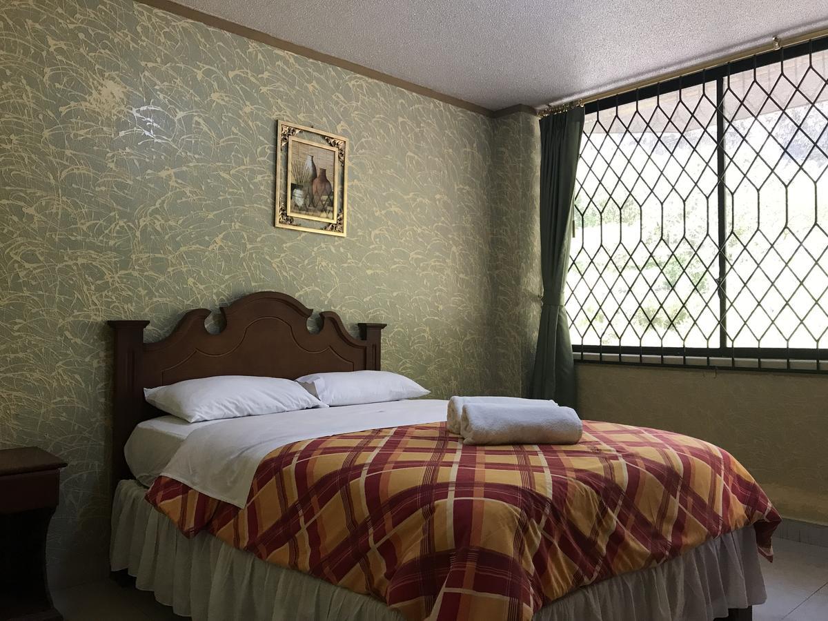 Hotel Puerta Del Sol 巴尼奥斯 外观 照片