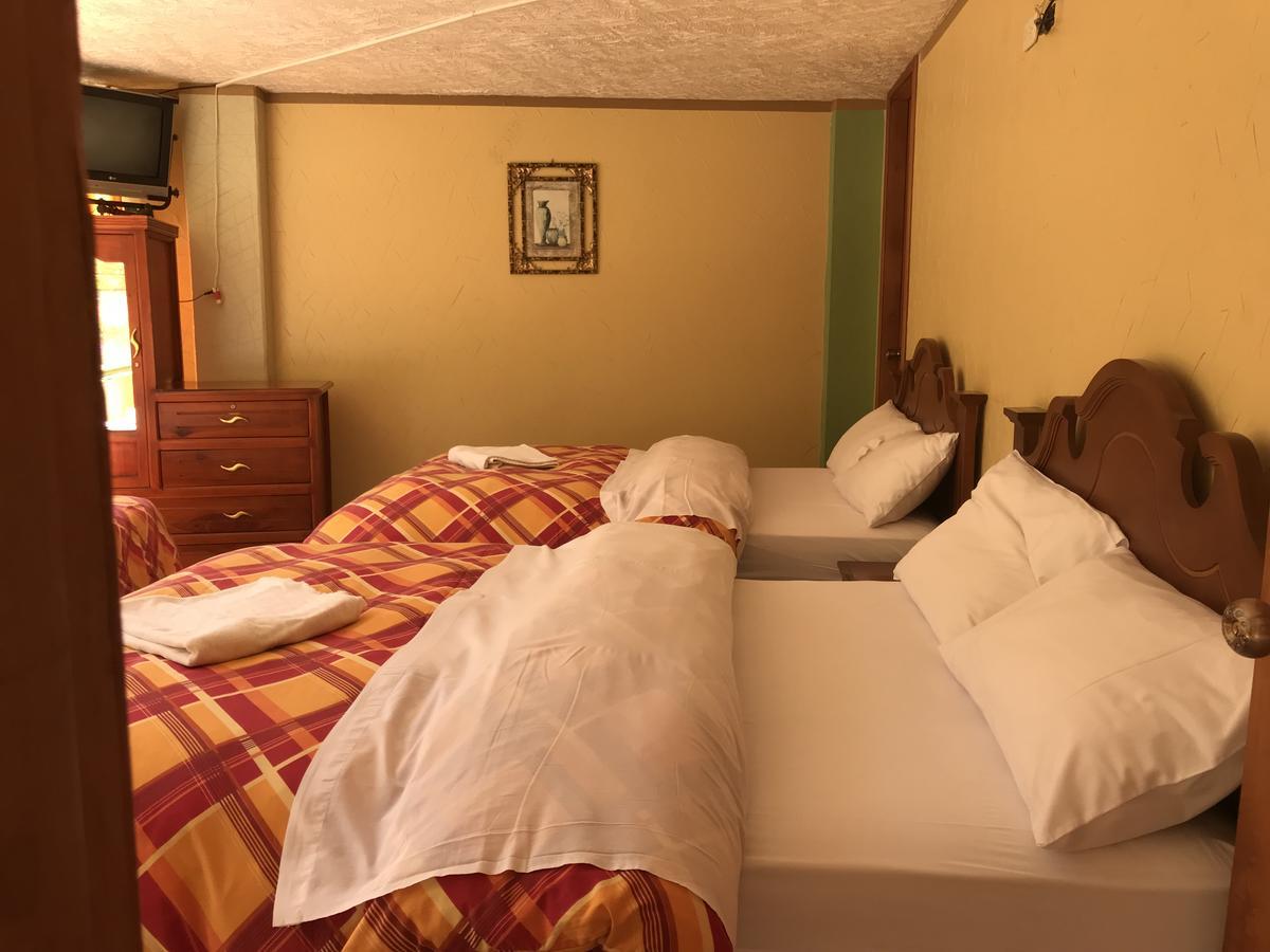 Hotel Puerta Del Sol 巴尼奥斯 外观 照片